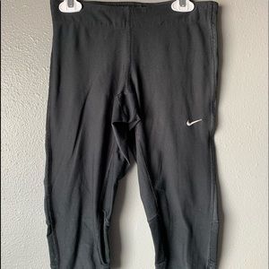 Nike Crop Athletic Leggings